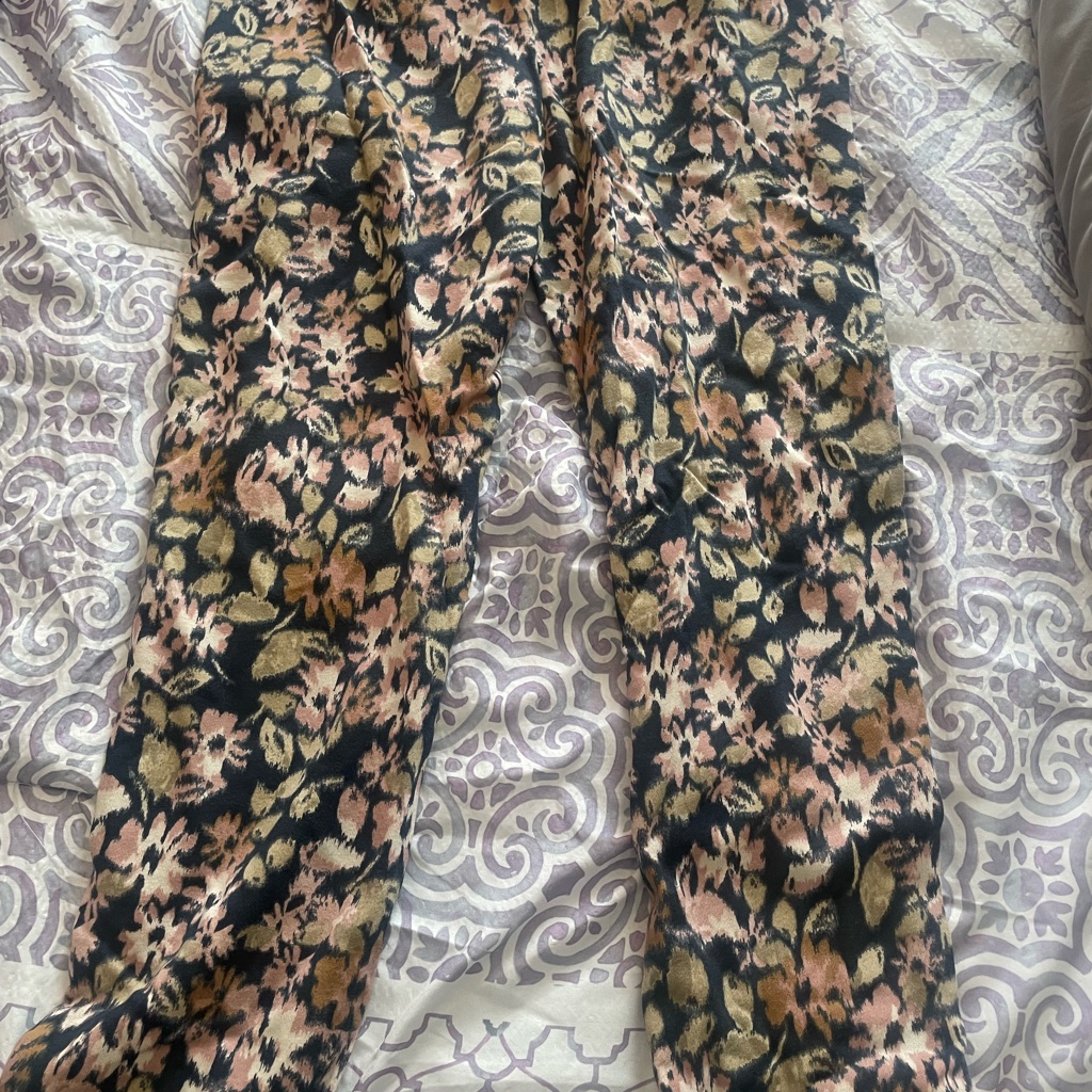 Sonoma Black And Pink Floral Leggings